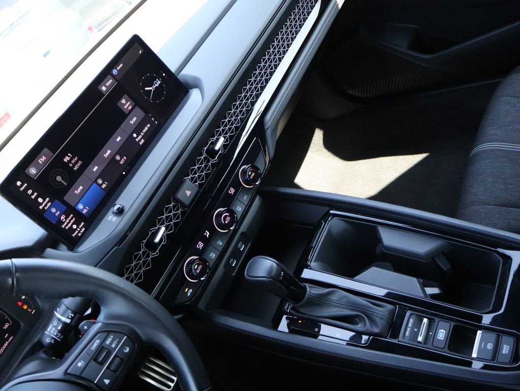 Used 2023 Honda Accord Sport image 18