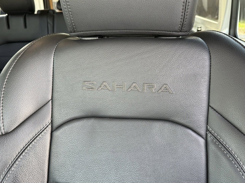 Used 2023 Jeep Wrangler Unlimited Sahara image 14