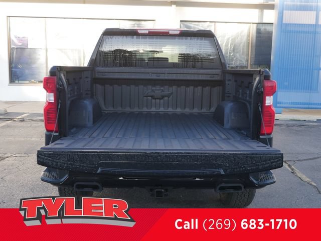New 2026 Chevrolet Silverado 1500 Custom Trail Boss w/ Dark Appearance Package AWD/4WD image 16