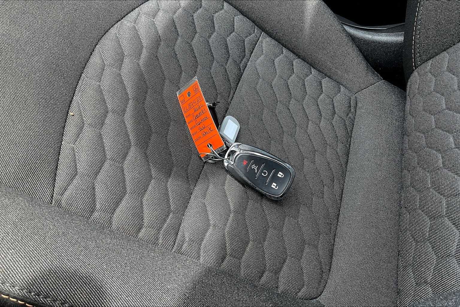Used 2020 Chevrolet Equinox LT image 10