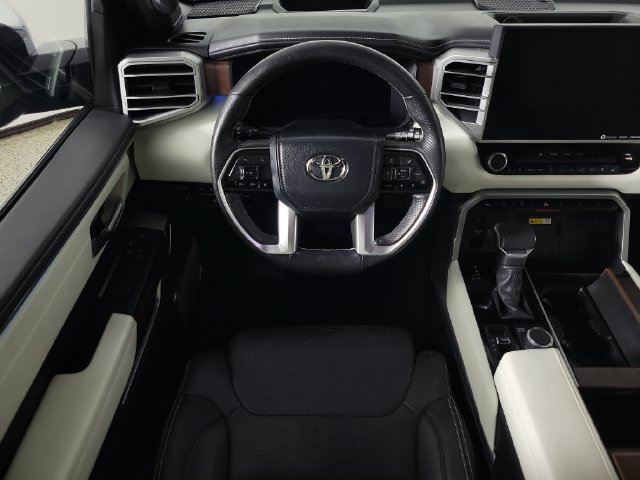 Used 2024 Toyota Sequoia Capstone AWD/4WD image 11