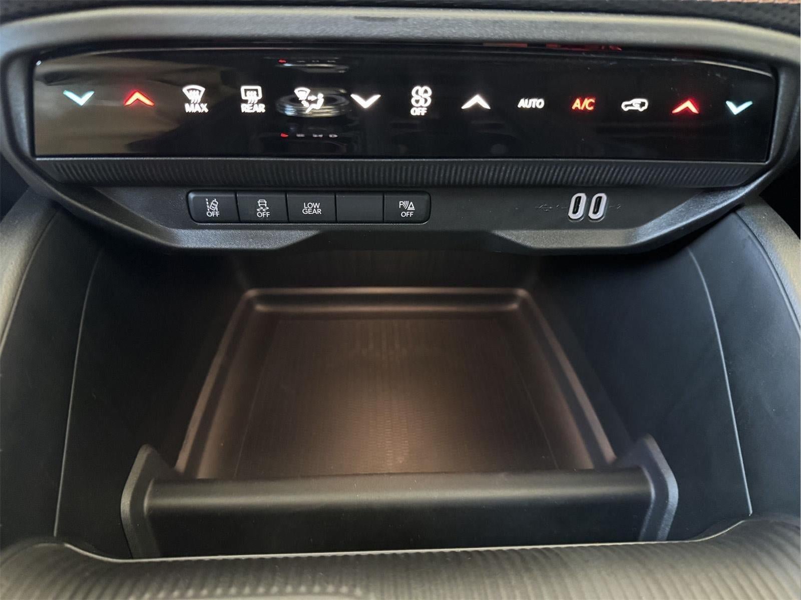 New 2026 Jeep Cherokee Limited AWD/4WD image 22