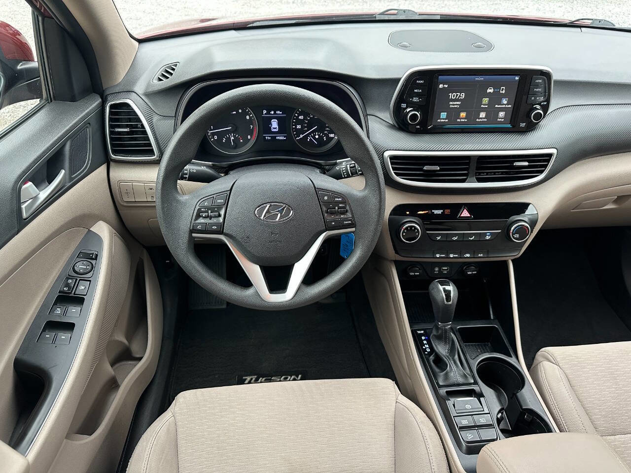 Used 2020 Hyundai Tucson SE image 32