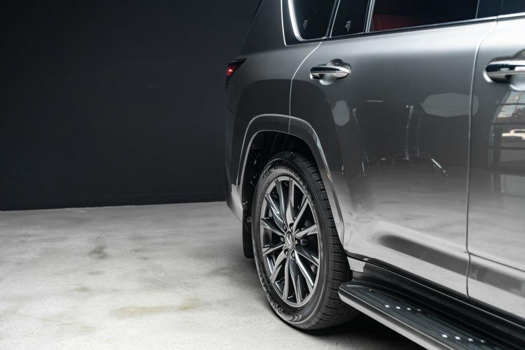 Used 2024 Lexus LX 600 F Sport AWD/4WD image 14