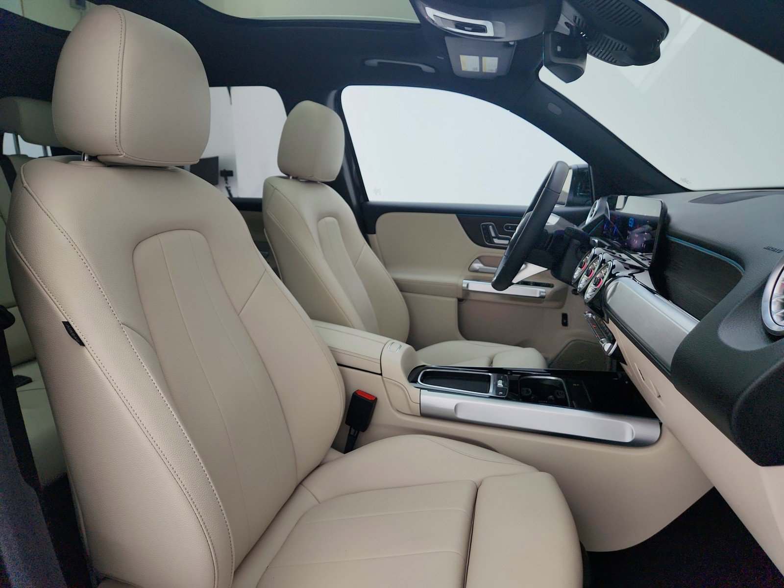 Certified 2024 Mercedes-Benz EQB 250+ image 27