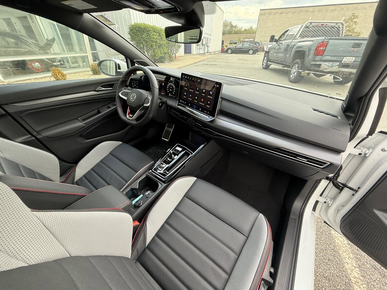 New 2025 Volkswagen GTI SE image 24