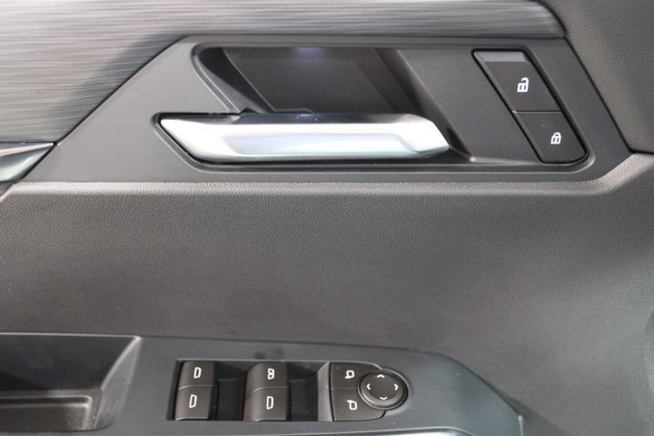 New 2026 GMC Acadia AT4 w/ Super Cruise Package image 17