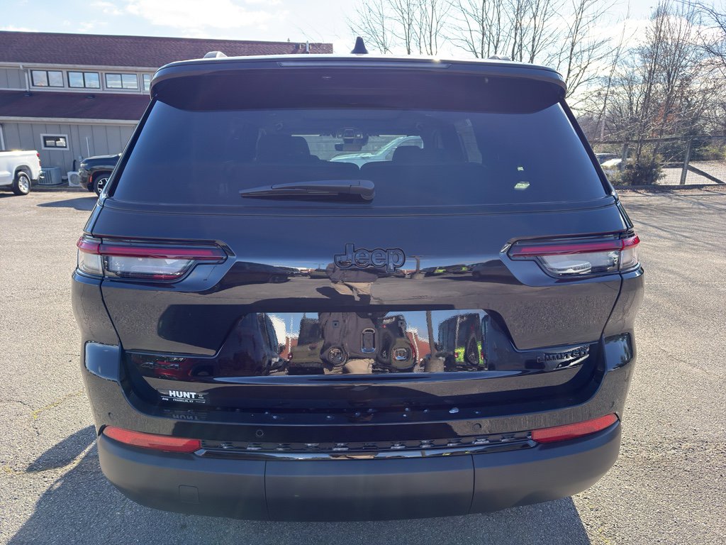 New 2025 Jeep Grand Cherokee L Limited w/ Black Appearance Package image 6