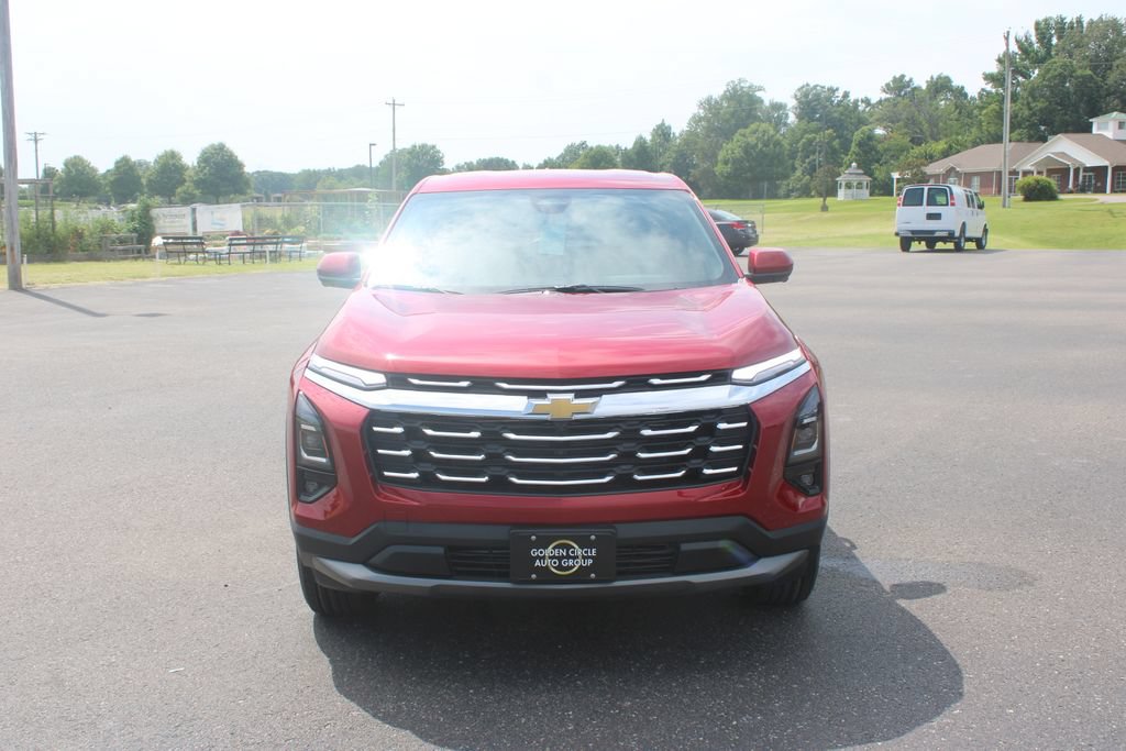 New 2027 Chevrolet Equinox LT w/ Convenience Package II FWD image 3