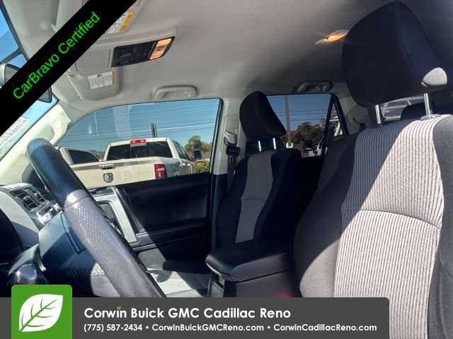 Used 2018 Toyota 4Runner SR5 AWD/4WD image 11