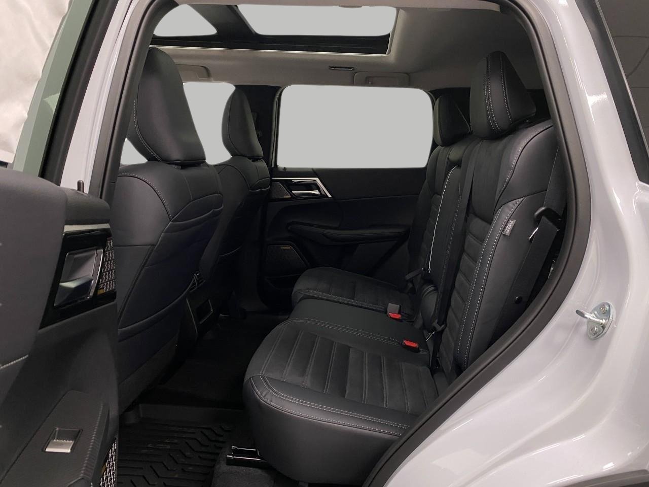 New 2026 Mitsubishi Outlander SE AWD/4WD image 67
