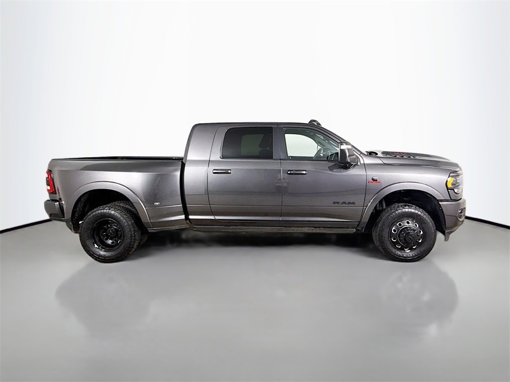 Used 2023 RAM 3500 Limited image 11