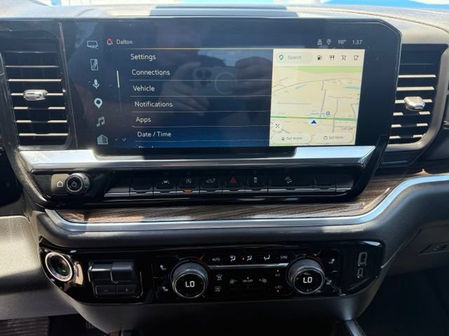 Used 2025 Chevrolet Silverado 1500 LT AWD/4WD image 17