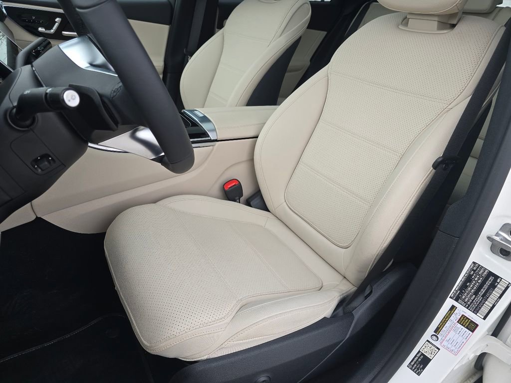 Certified 2026 Mercedes-Benz GLC 300 4MATIC image 25