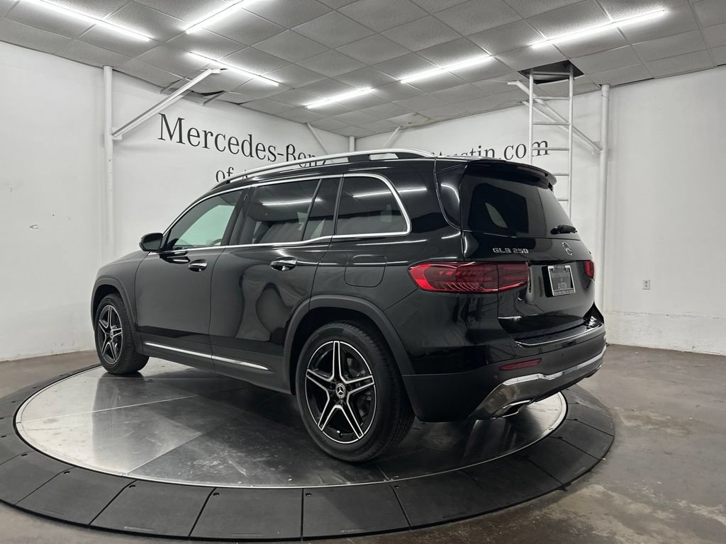 New 2026 Mercedes-Benz GLB 250 4MATIC image 5
