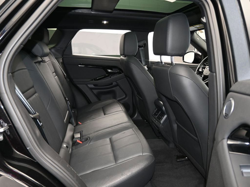 Used 2024 Land Rover Range Rover Evoque S image 32