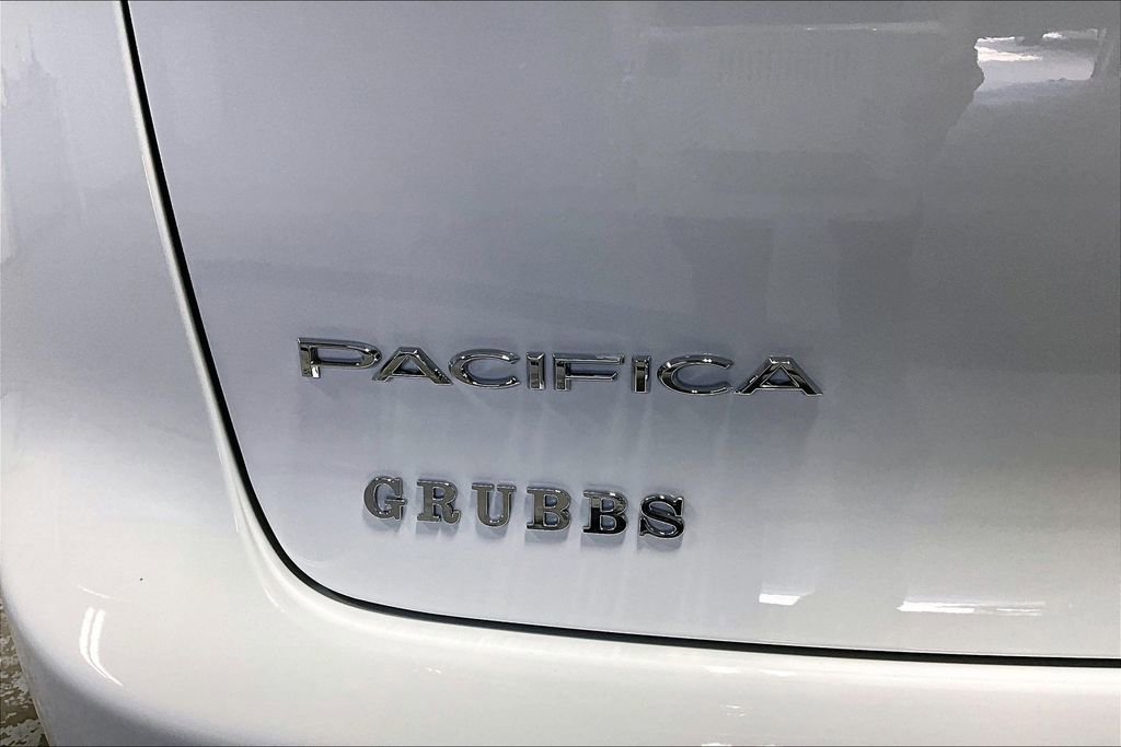 New 2026 Chrysler Pacifica Select image 32
