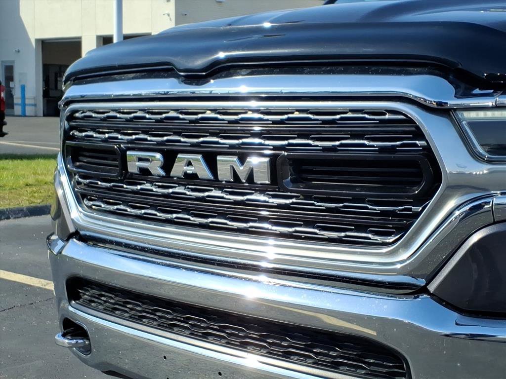 Used 2024 RAM 1500 Limited image 33