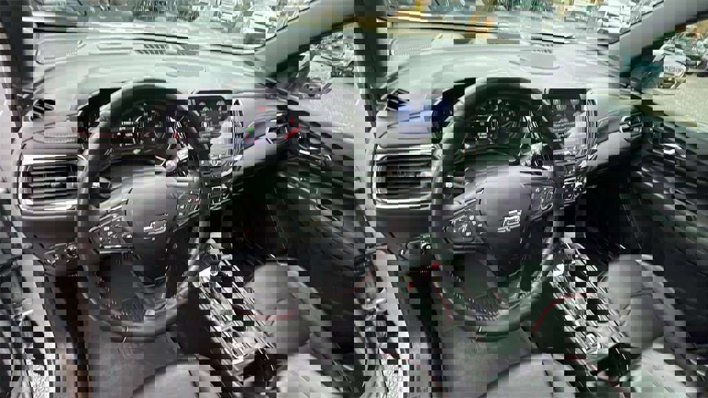 Used 2022 Chevrolet Equinox RS w/ RS Leather Package image 23