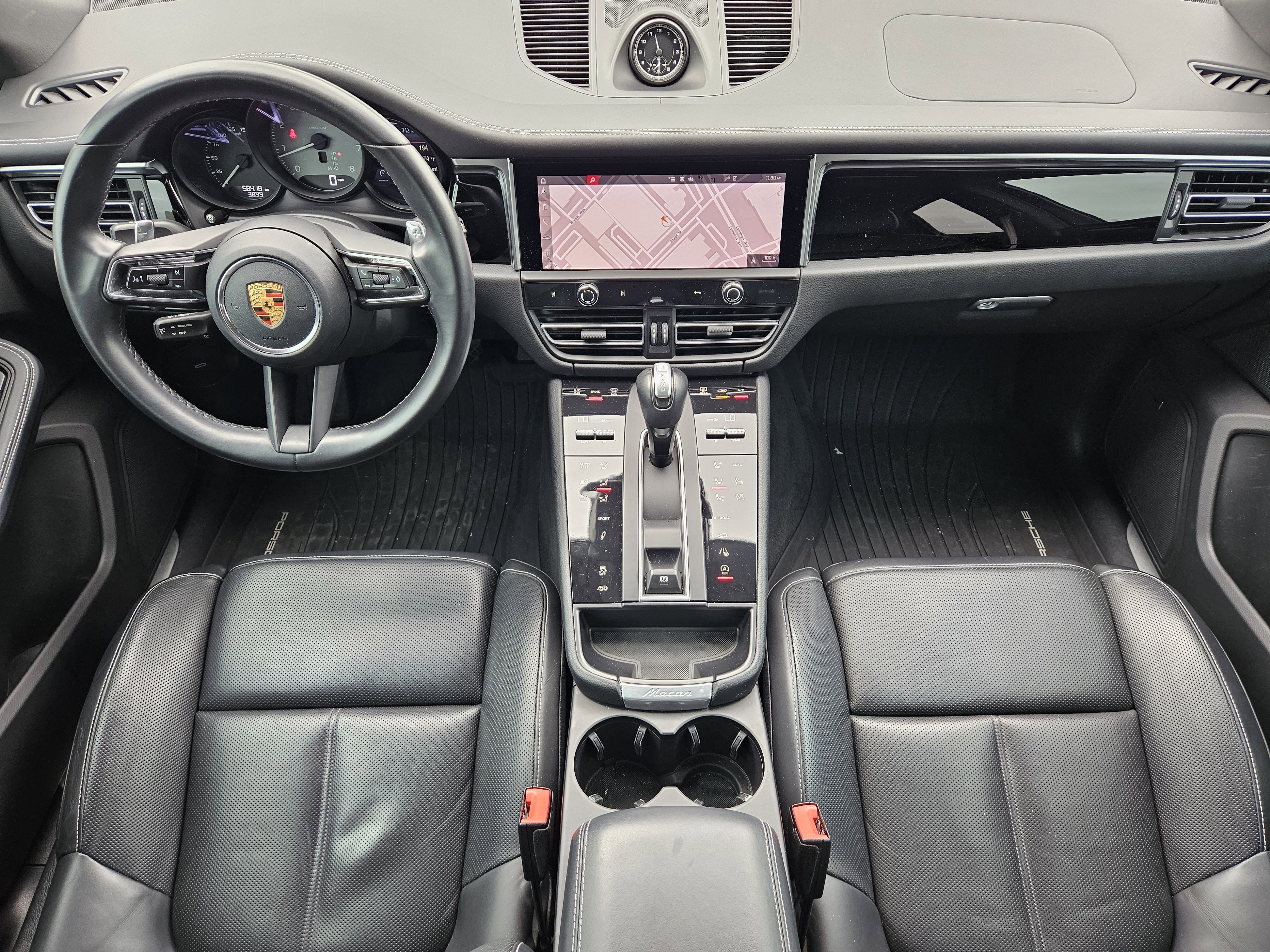 Certified 2022 Porsche Macan S AWD/4WD image 24