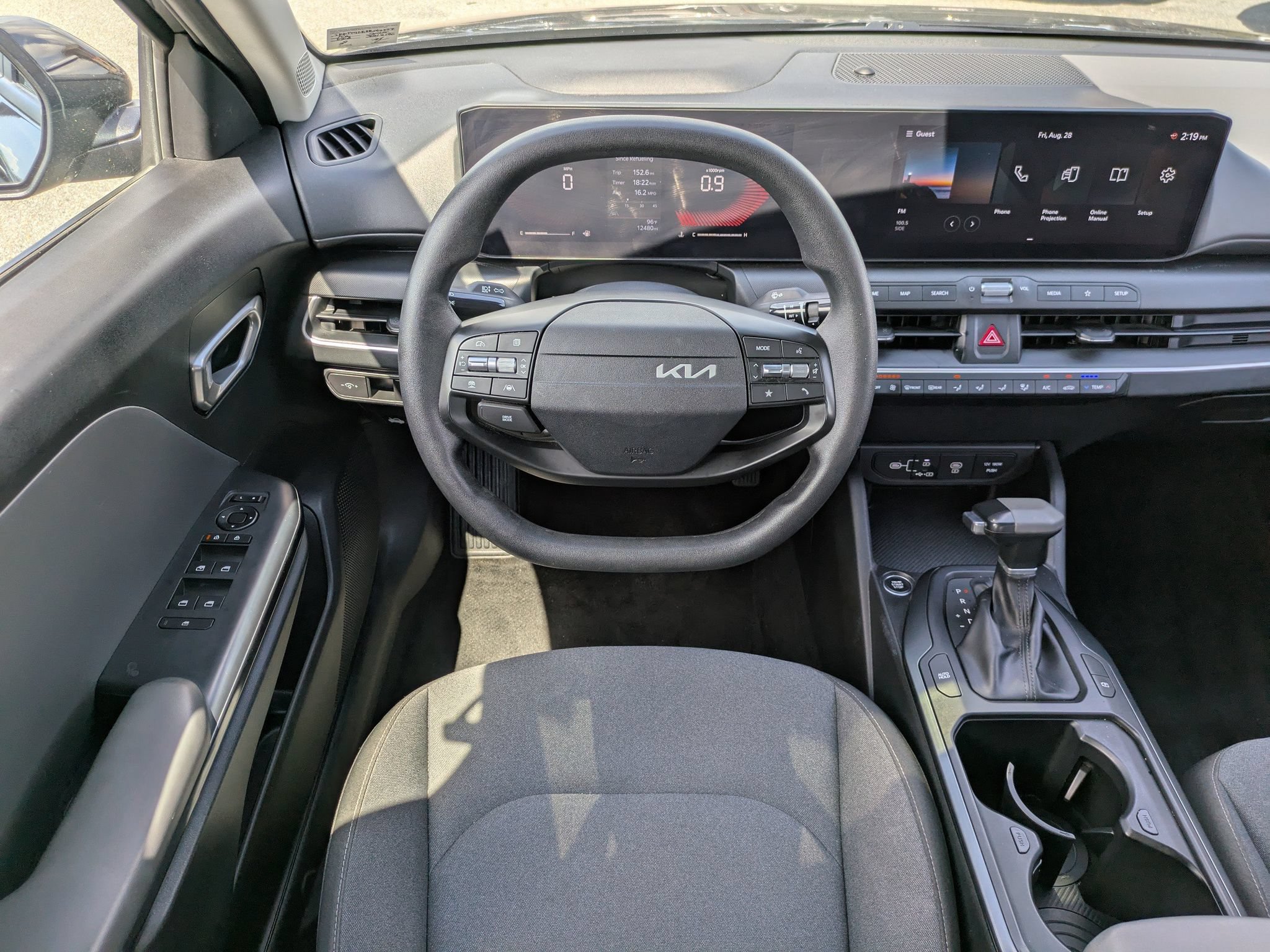 Used 2025 Kia K4 FWD image 16