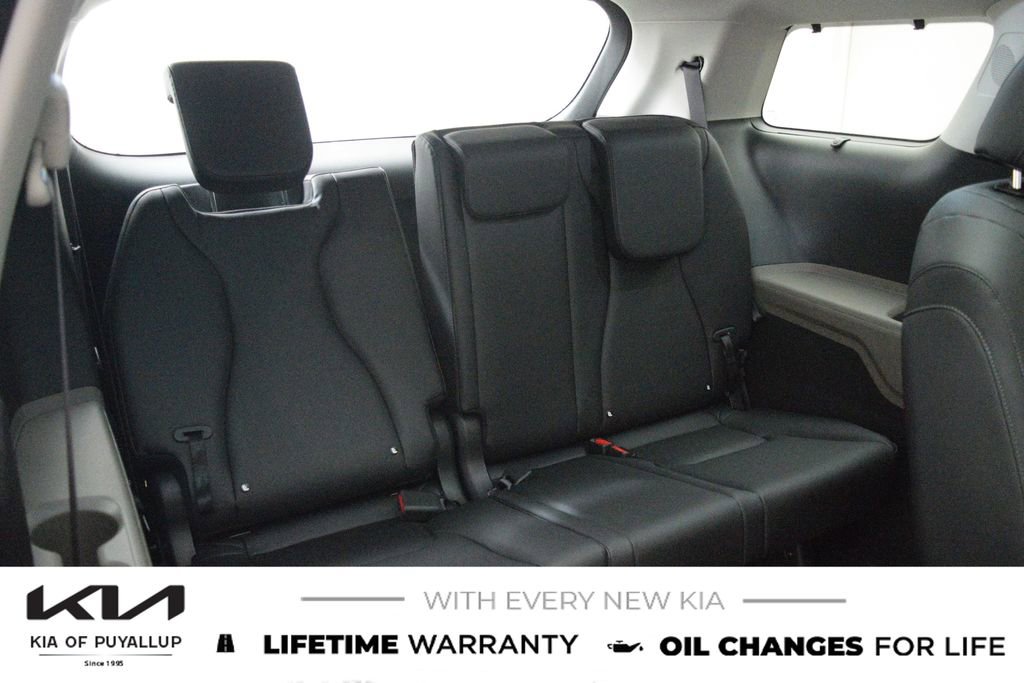 New 2026 Kia Carnival SX FWD image 14