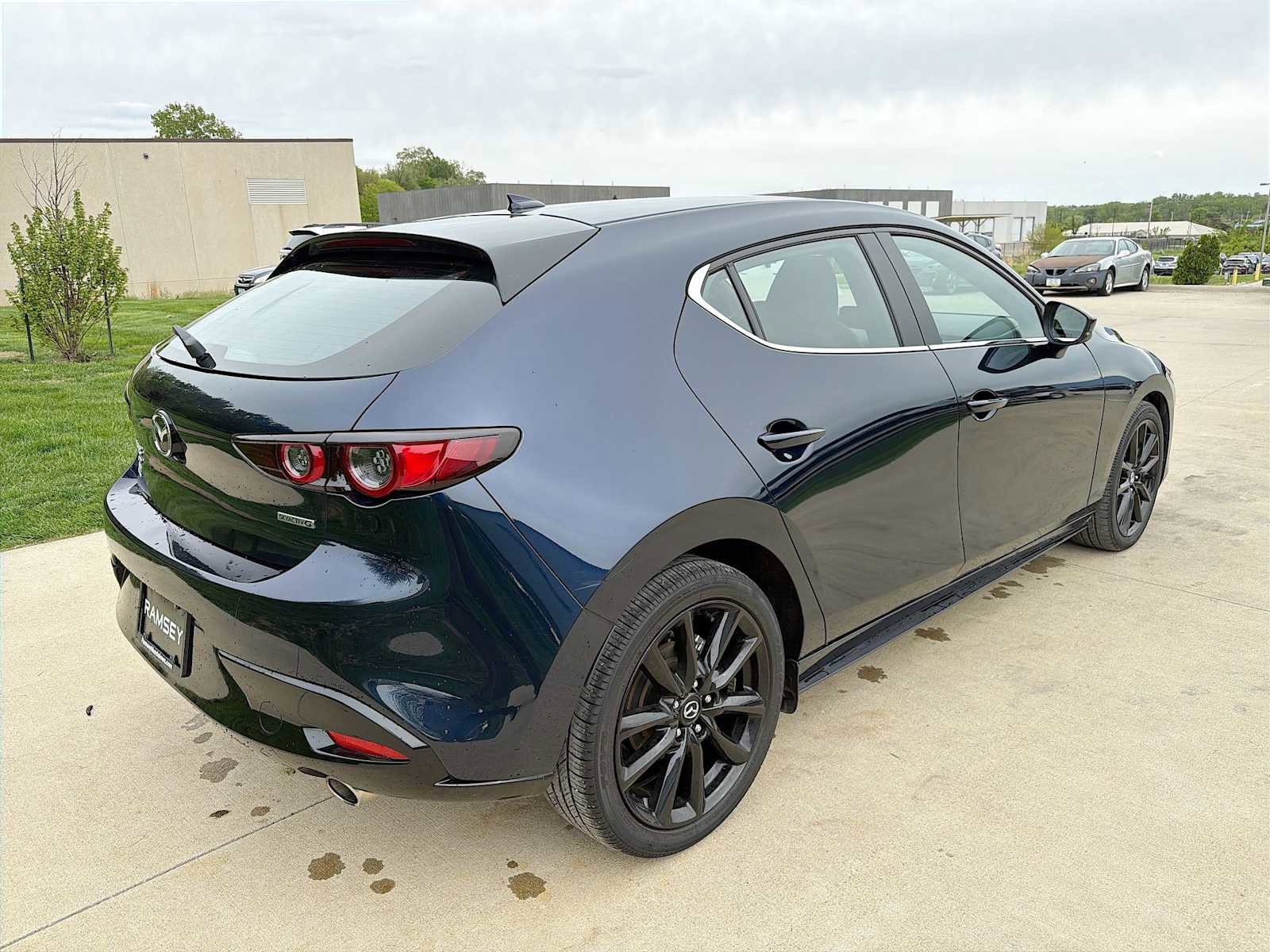 Used 2019 MAZDA MAZDA3 AWD Hatchback w/ Premium Pkg image 6
