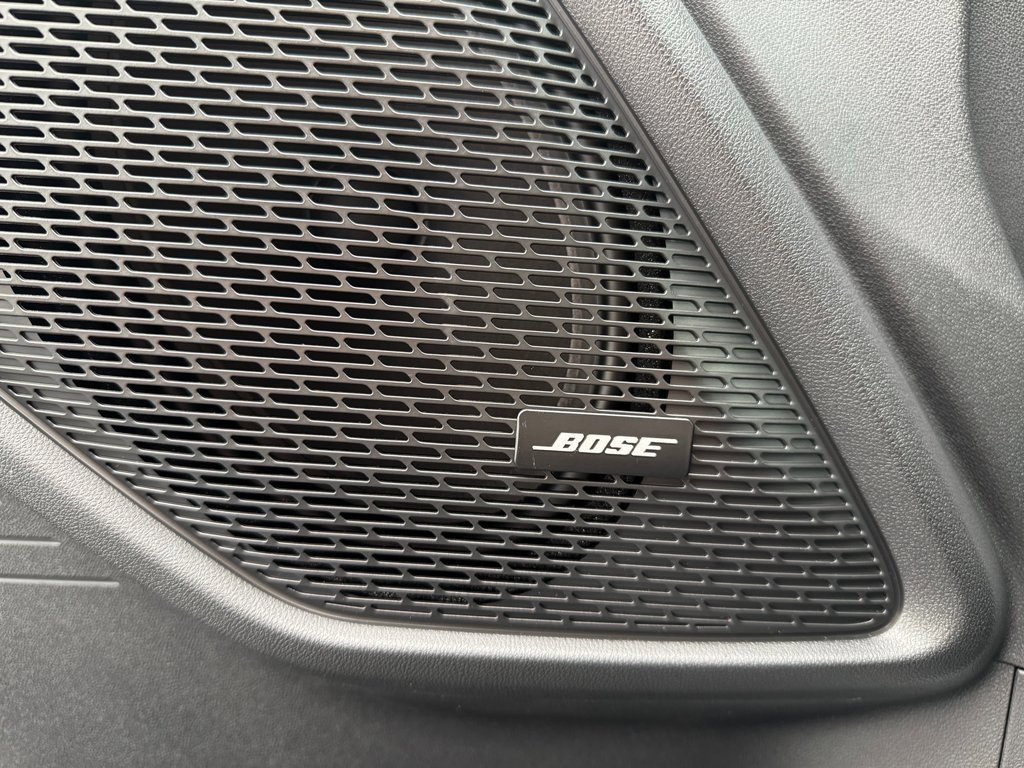 New 2025 Chevrolet Silverado EV LT image 12