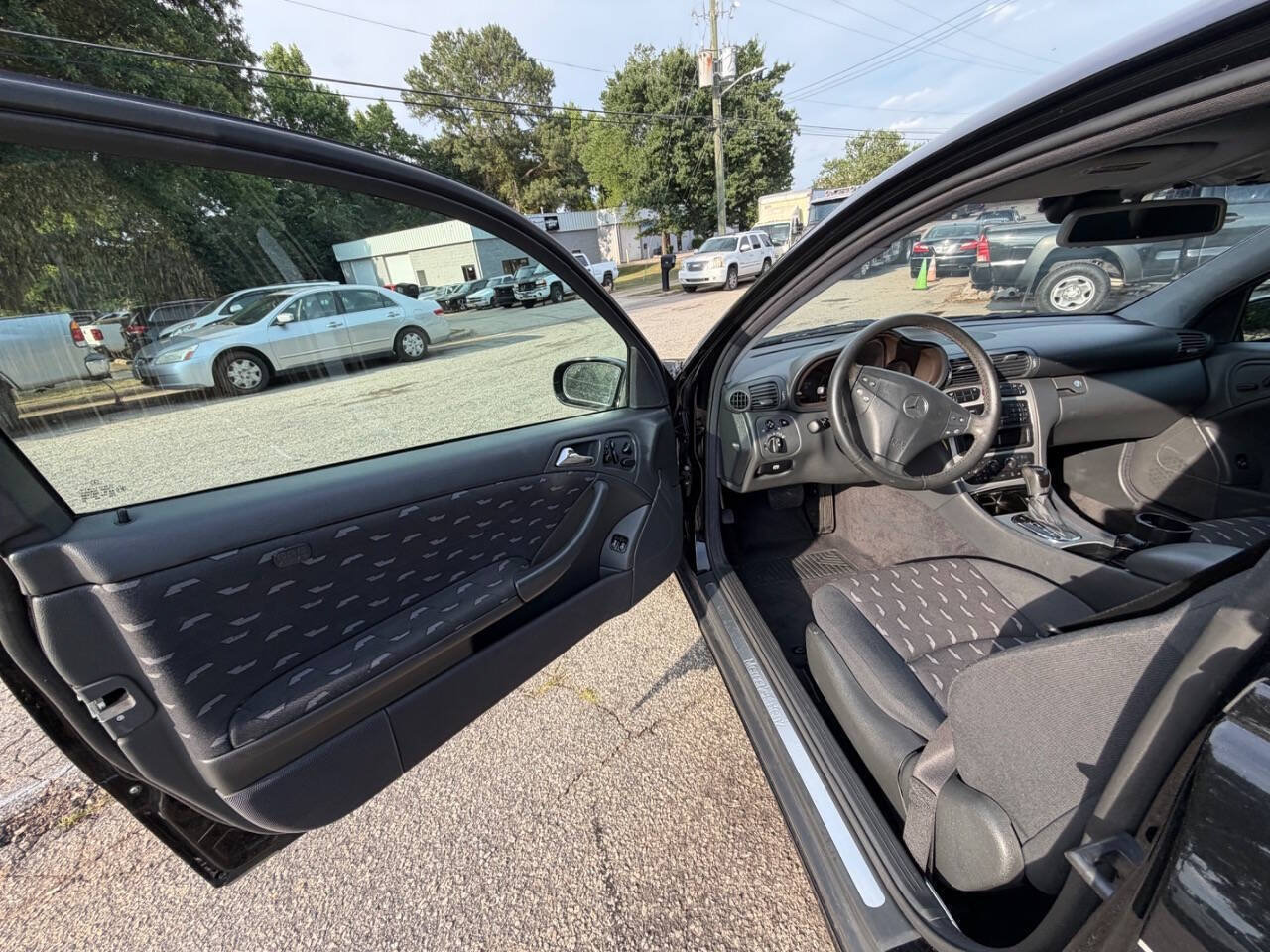 Used 2002 Mercedes-Benz C 230 Coupe image 9