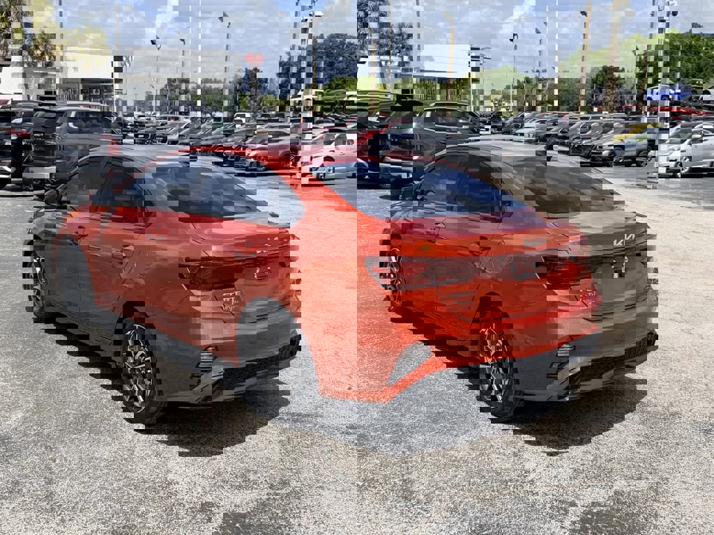 Certified 2023 Kia Forte LXS w/ LXS Technology Package image 7