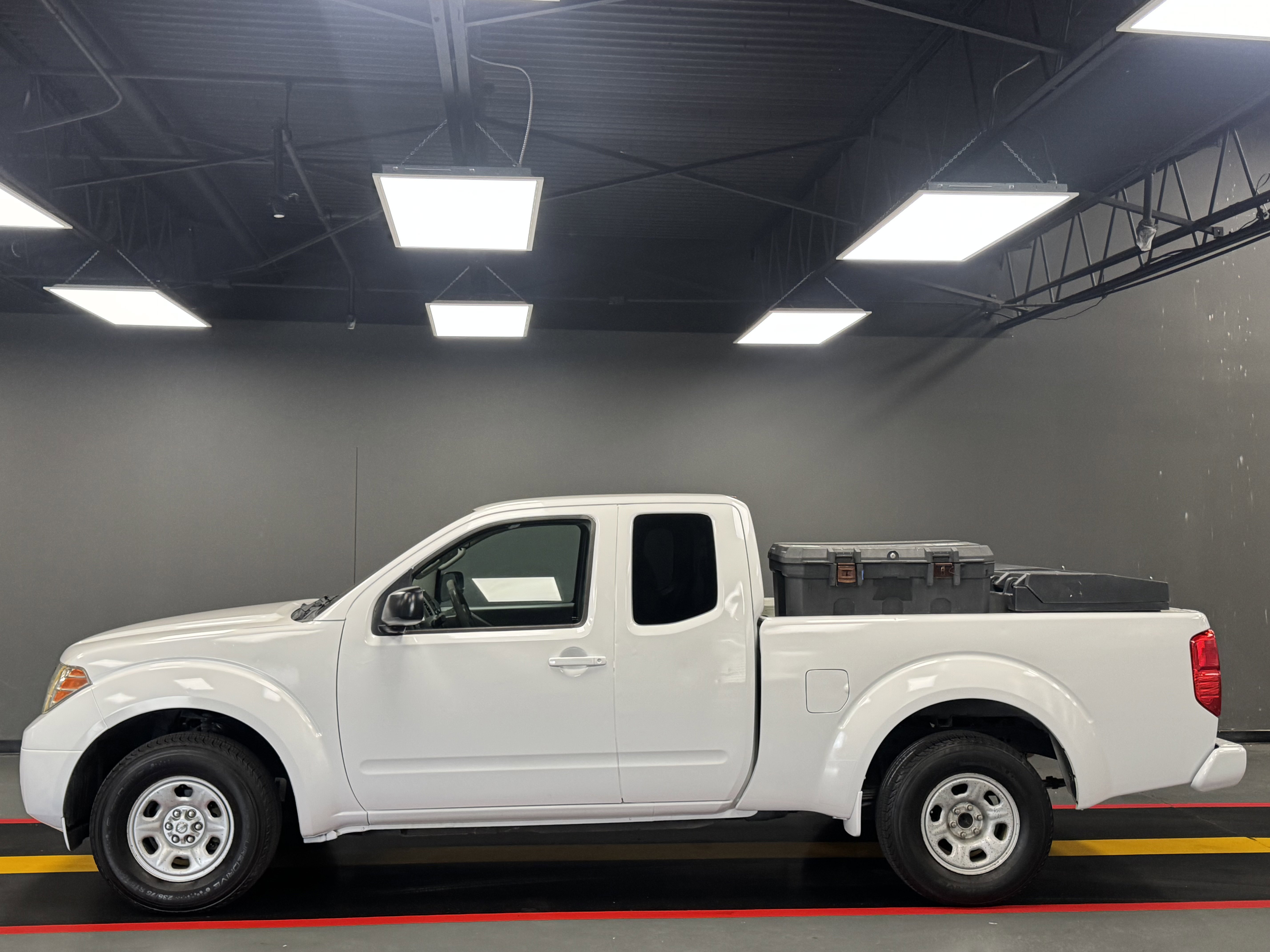 Used 2016 Nissan Frontier S RWD image 4