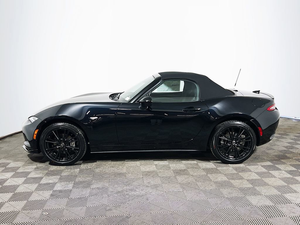 New 2026 MAZDA MX-5 Miata Club w/ Interior Package RWD image 4
