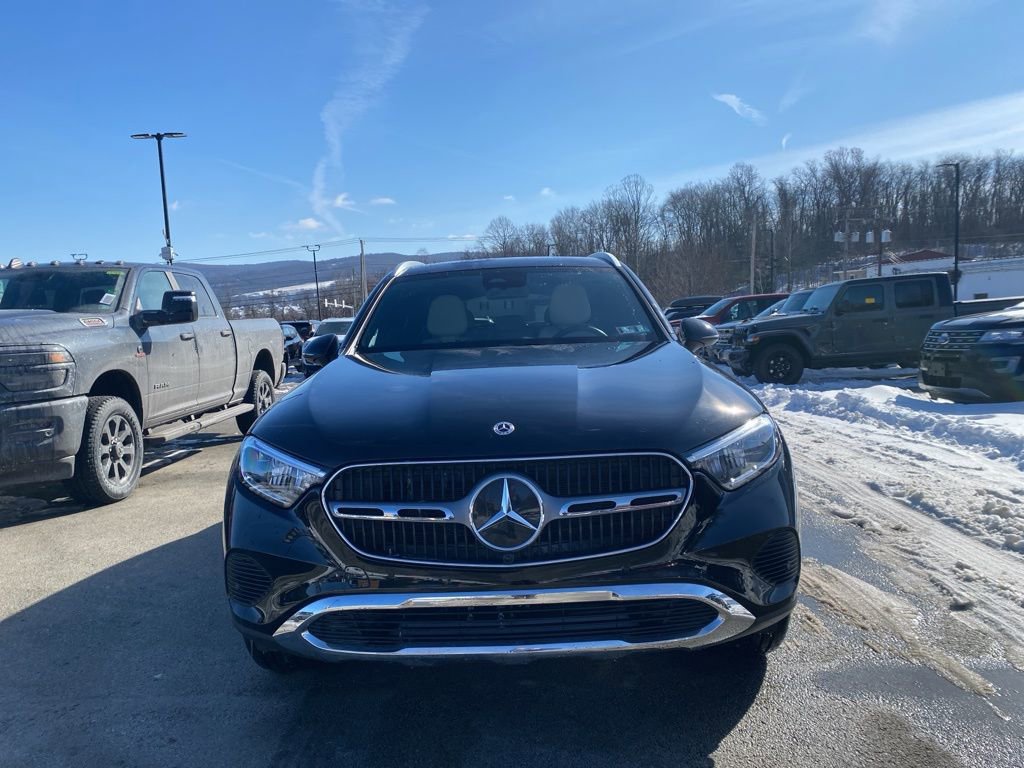 Used 2024 Mercedes-Benz GLC 300 4MATIC image 7