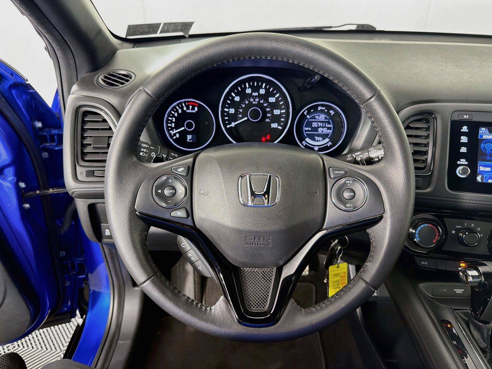 Used 2020 Honda HR-V Sport image 3