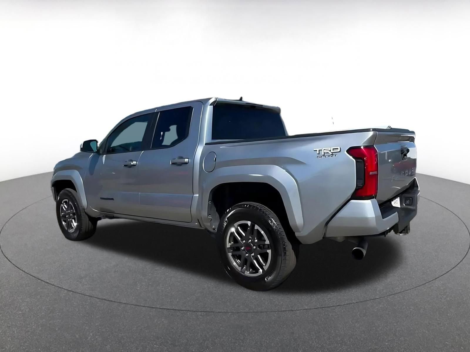 Used 2024 Toyota Tacoma TRD Sport RWD image 10
