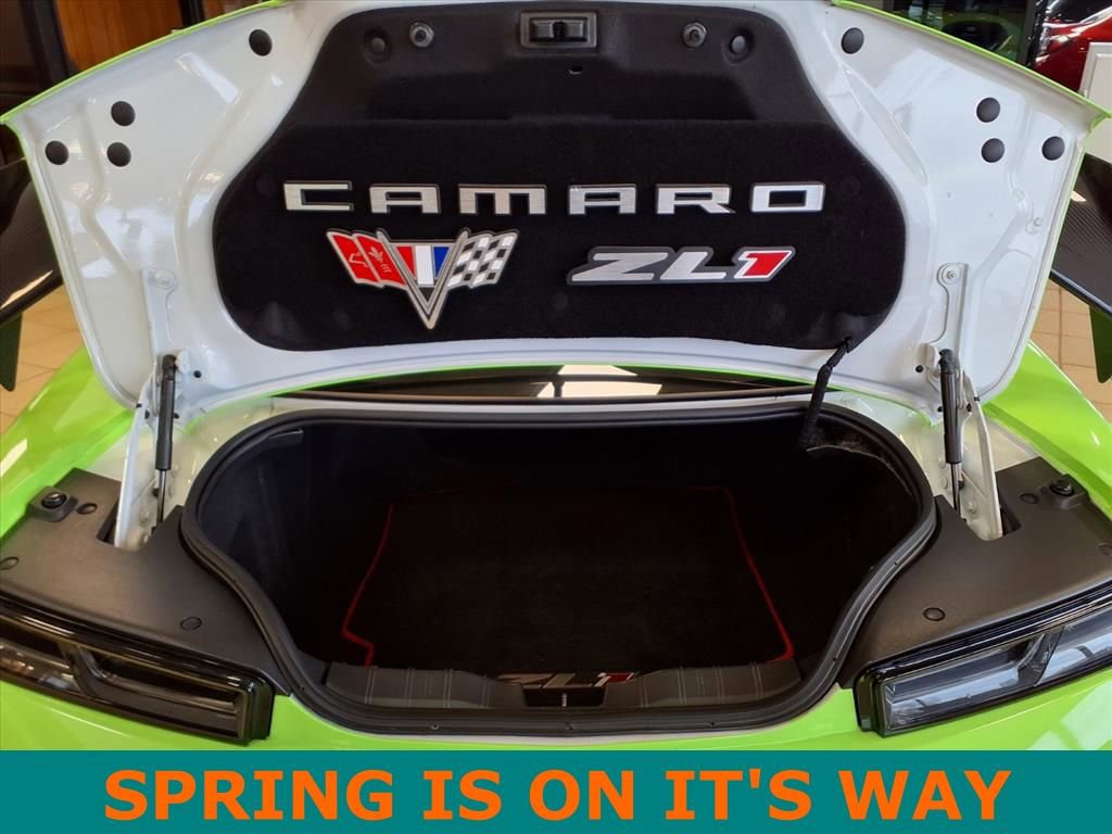 Used 2017 Chevrolet Camaro ZL1 image 7