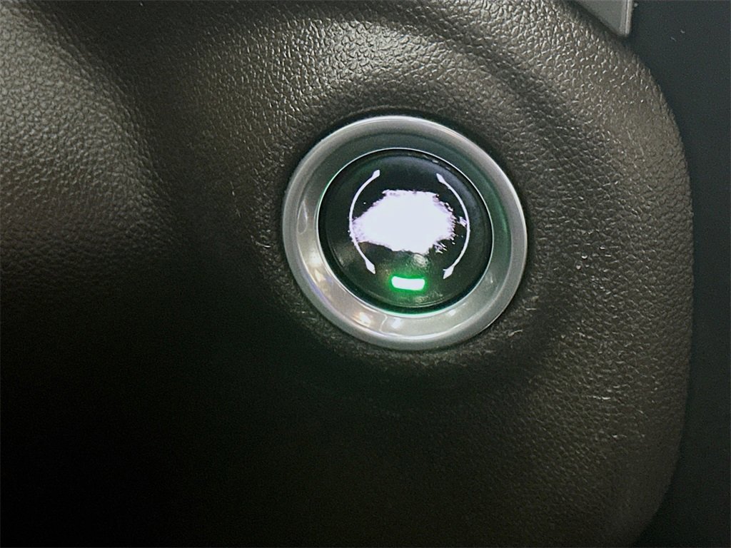 Used 2019 Chevrolet Silverado 1500 LTZ image 28