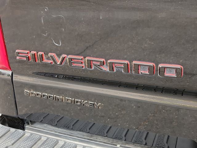 Used 2023 Chevrolet Silverado 1500 RST w/ Redline Edition image 9