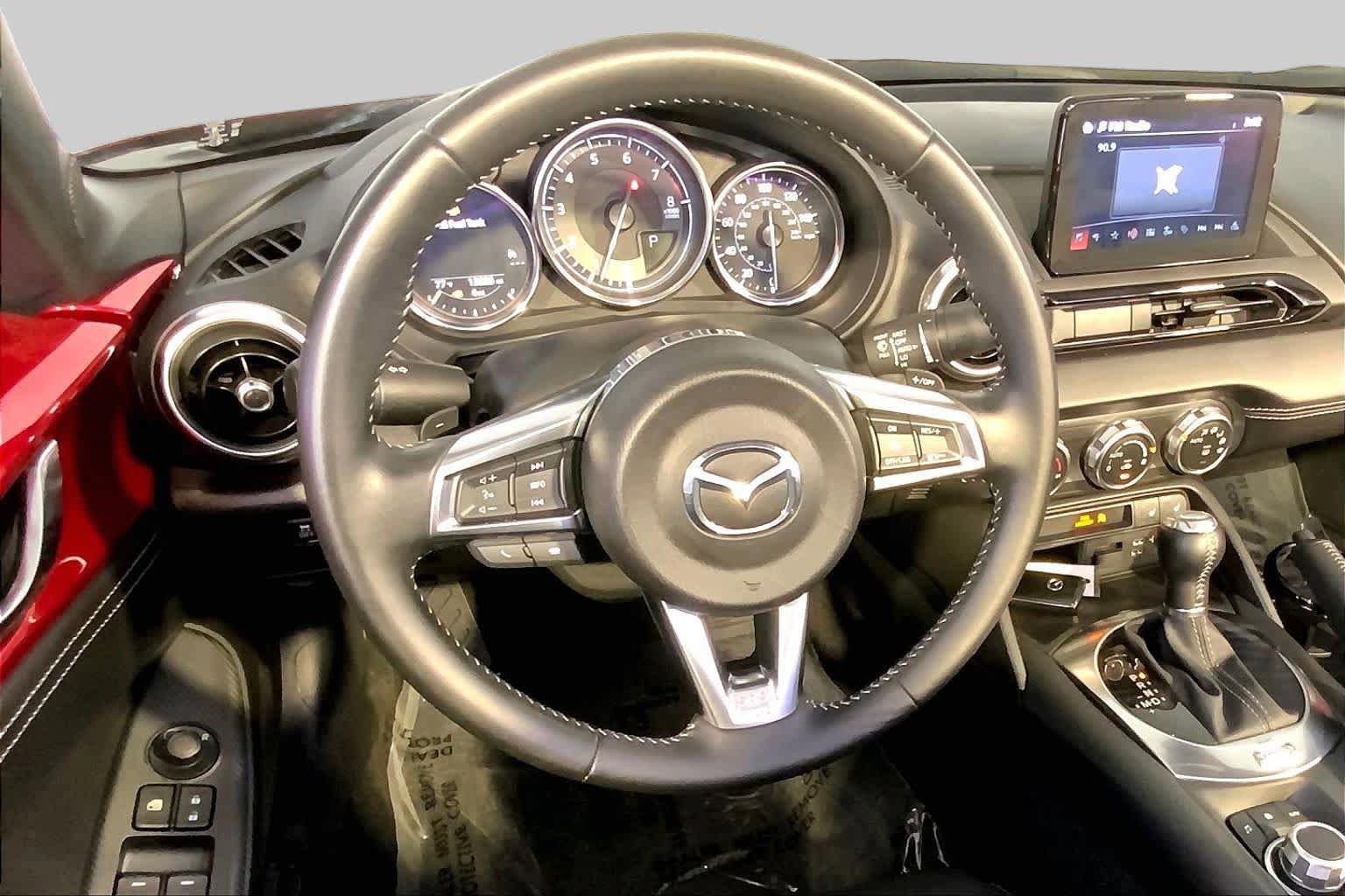 Used 2023 MAZDA MX-5 Miata Grand Touring RWD image 6