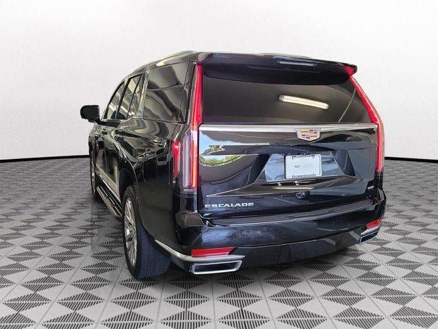 Certified 2024 Cadillac Escalade Premium Luxury RWD image 3