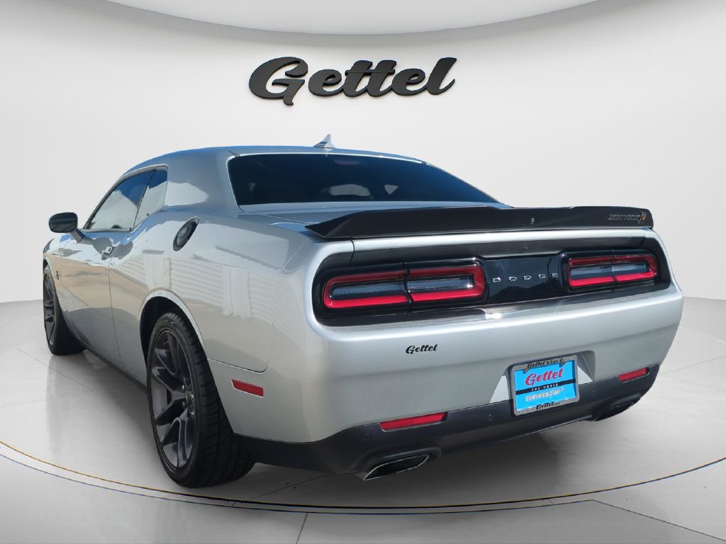 Used 2023 Dodge Challenger R/T Scat Pack RWD image 5