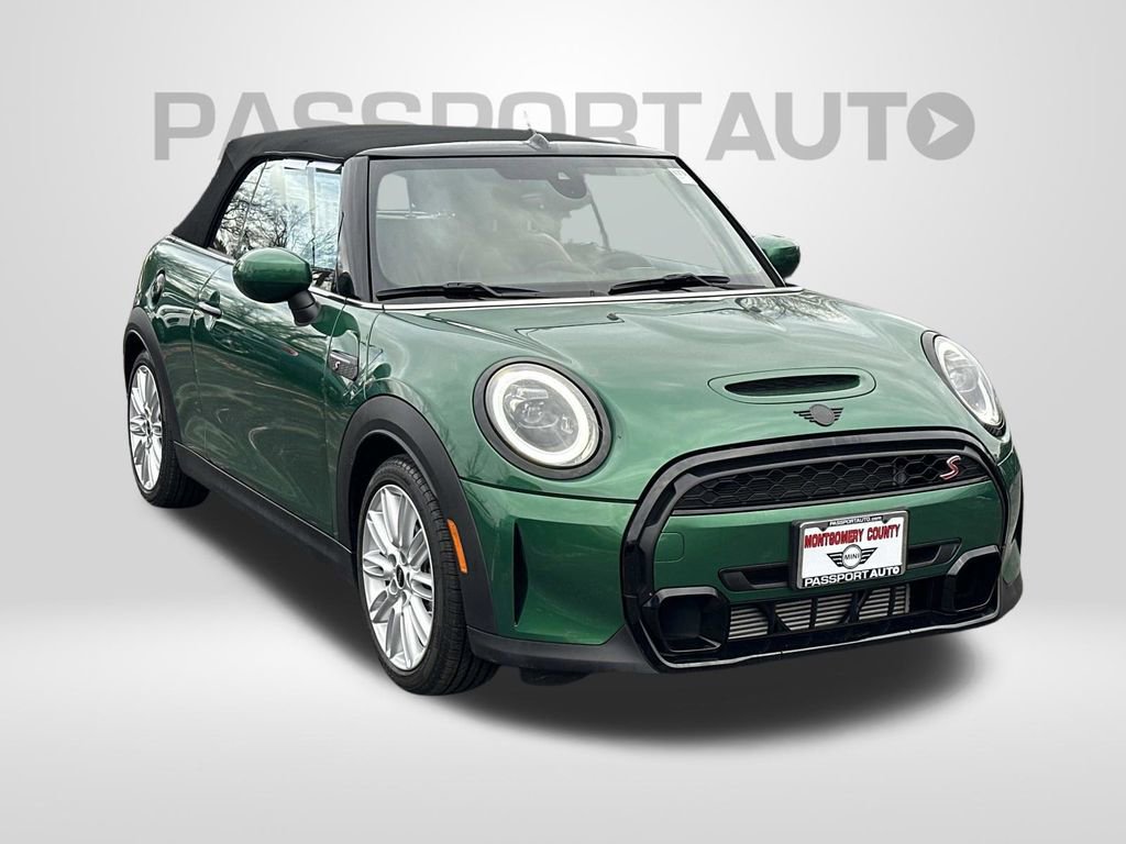 Used 2023 MINI Cooper S w/ Signature Upholstery Package image 7