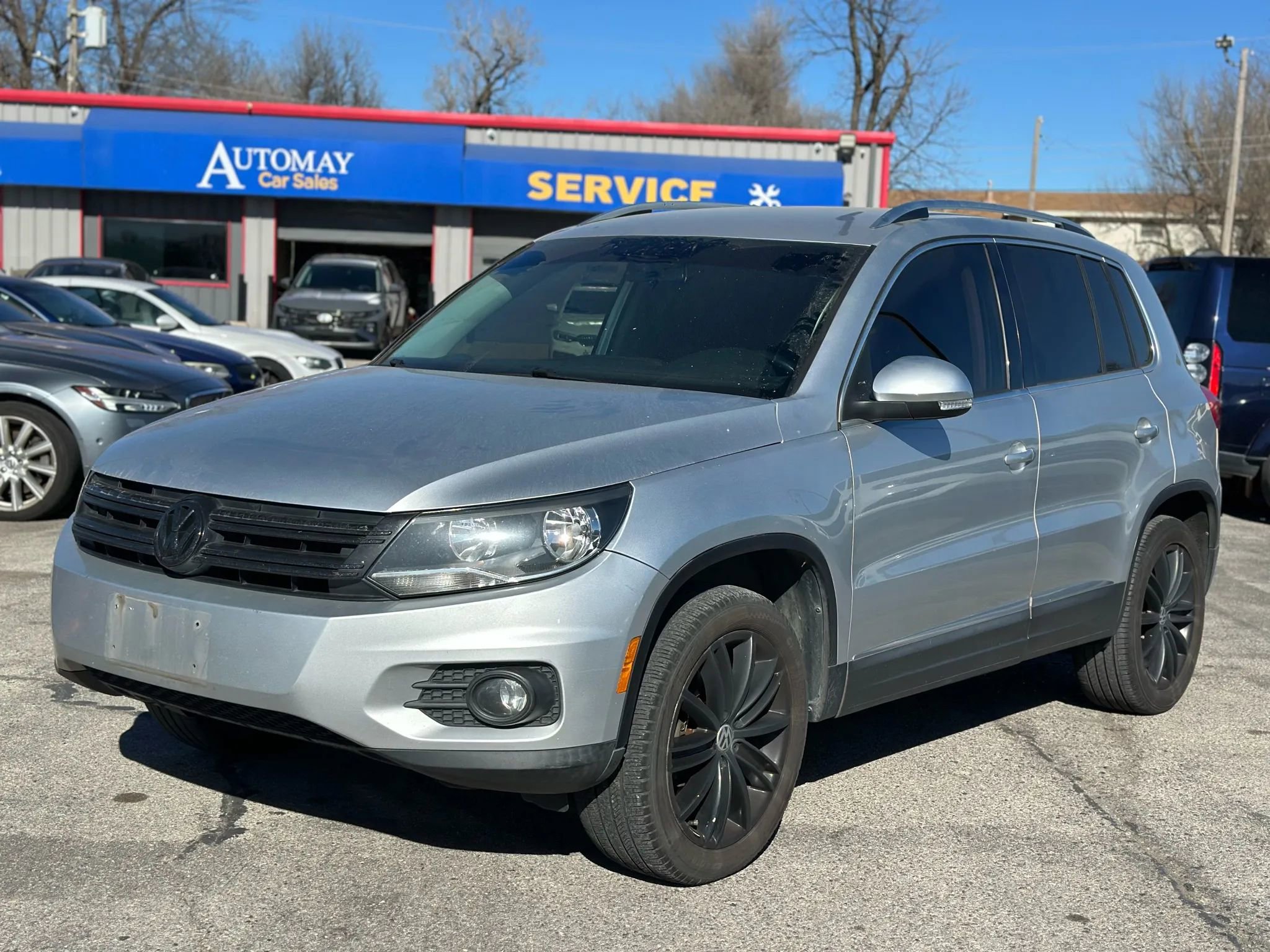 Used 2013 Volkswagen Tiguan SE AWD/4WD image 1