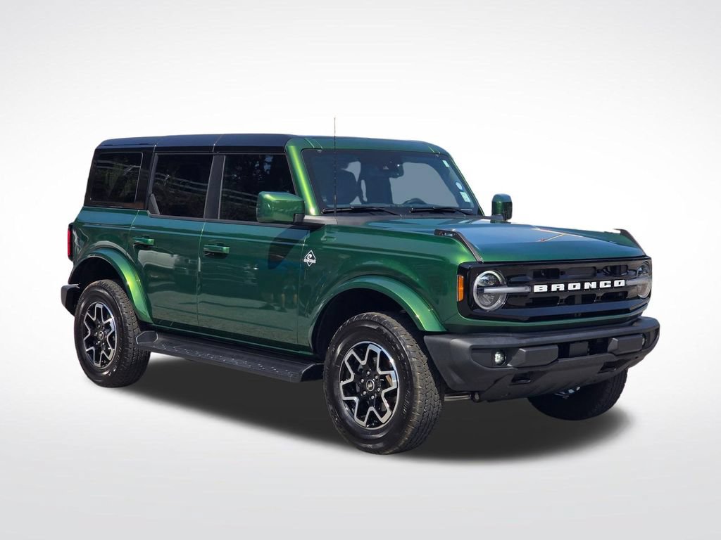 Used 2025 Ford Bronco Outer Banks AWD/4WD image 14