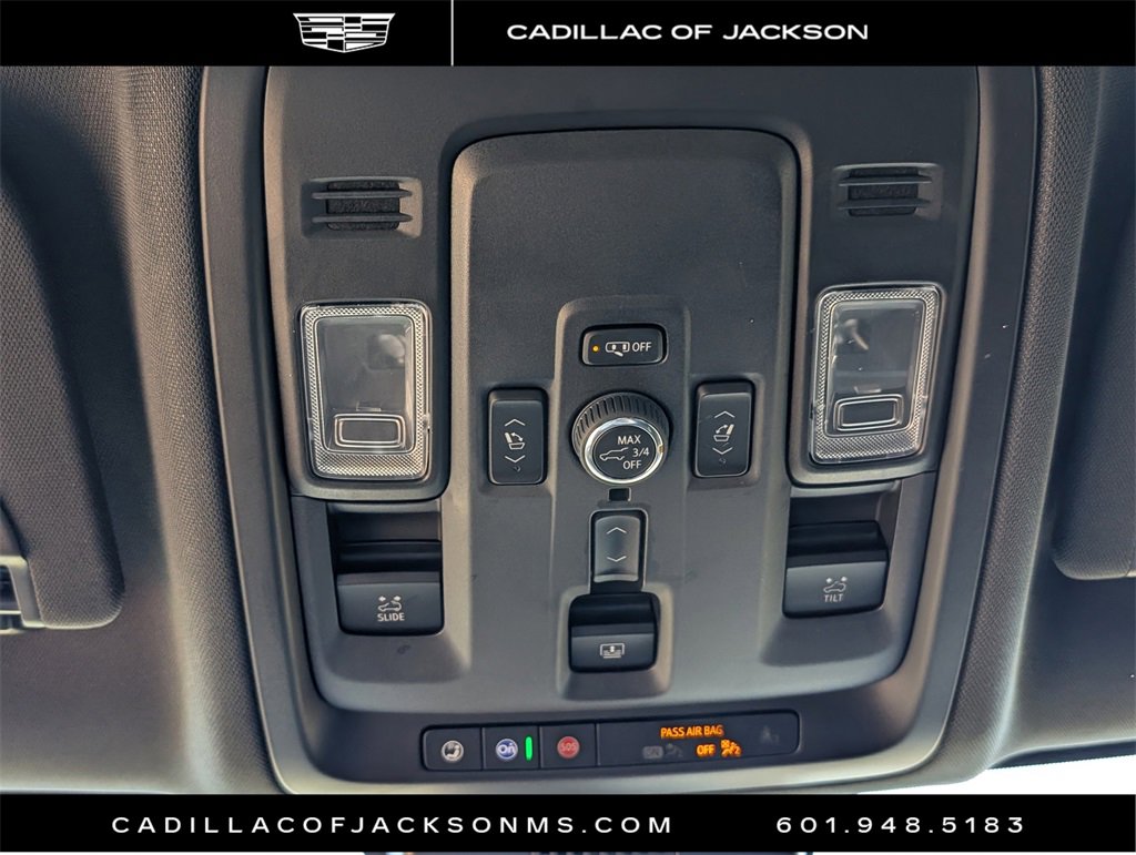 Used 2025 Chevrolet Tahoe High Country w/ Sun And Tow Package image 19