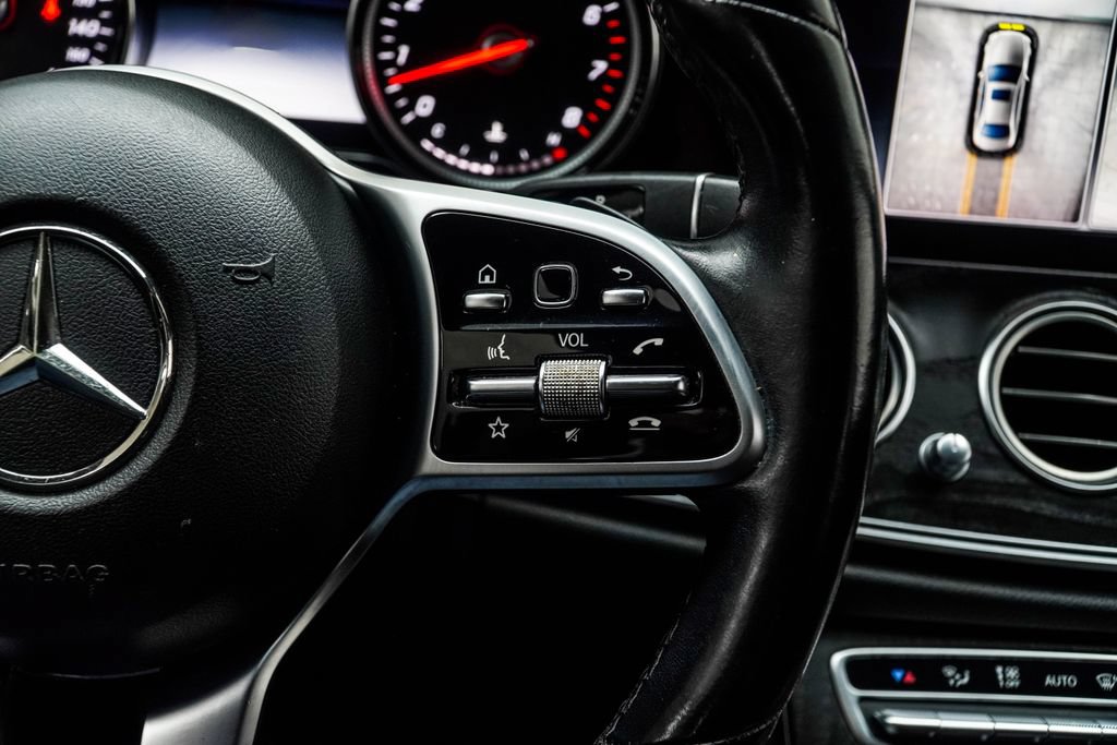 Used 2019 Mercedes-Benz E 300 image 29