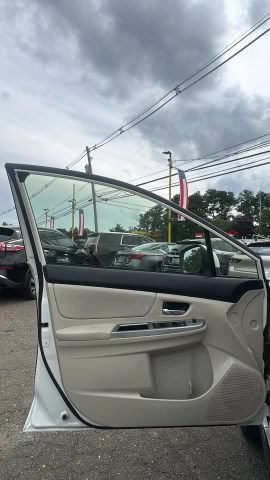 Used 2014 Subaru Crosstrek Touring AWD/4WD image 9