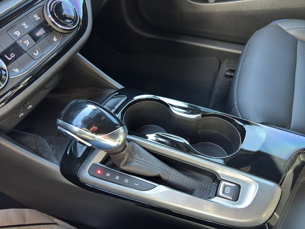 Used 2024 Buick Envista Sport Touring w/ Convenience I Package FWD image 21