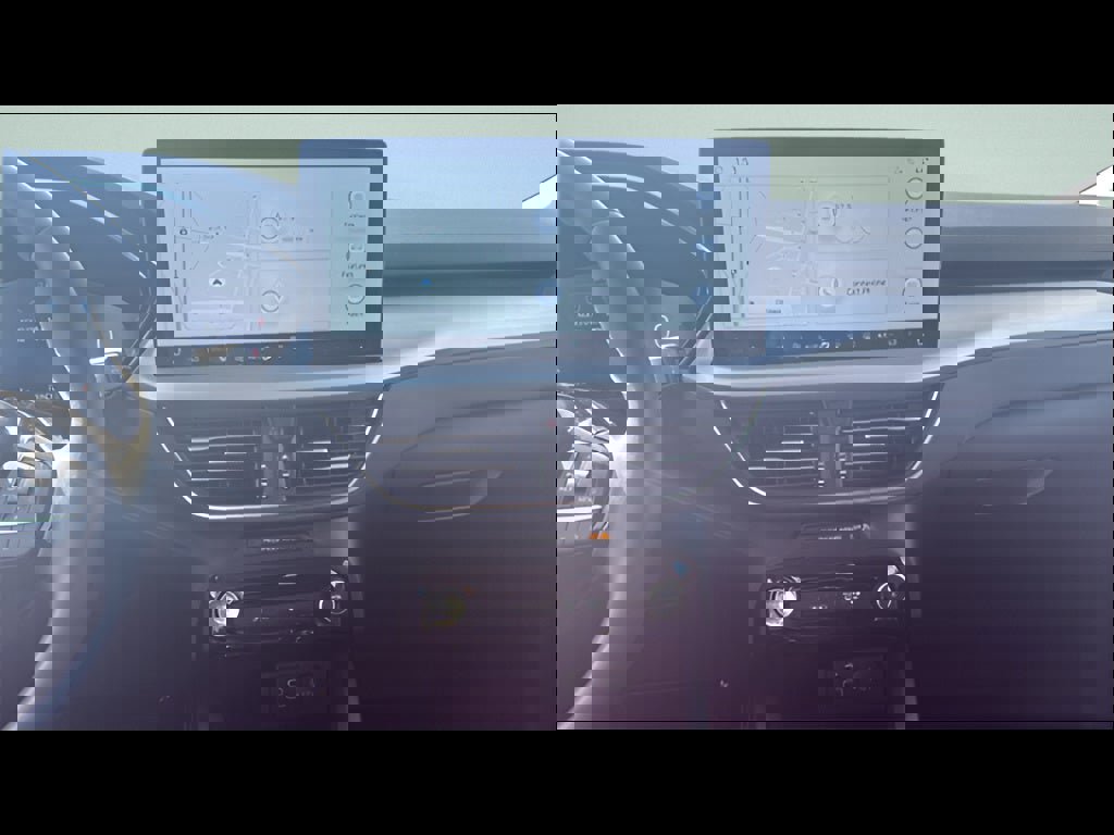 Used 2025 Ford Escape SE w/ PHEV Premium Package image 16