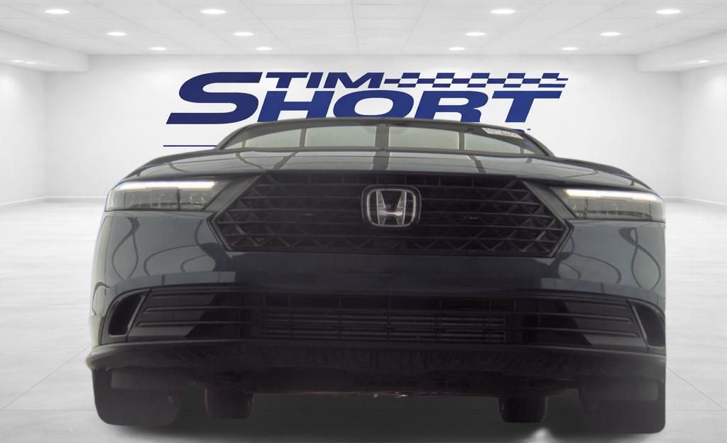Used 2025 Honda Accord SE image 3